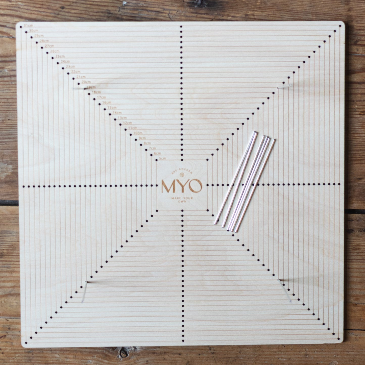 MYO Holzblockplatte + 8 Metallstifte