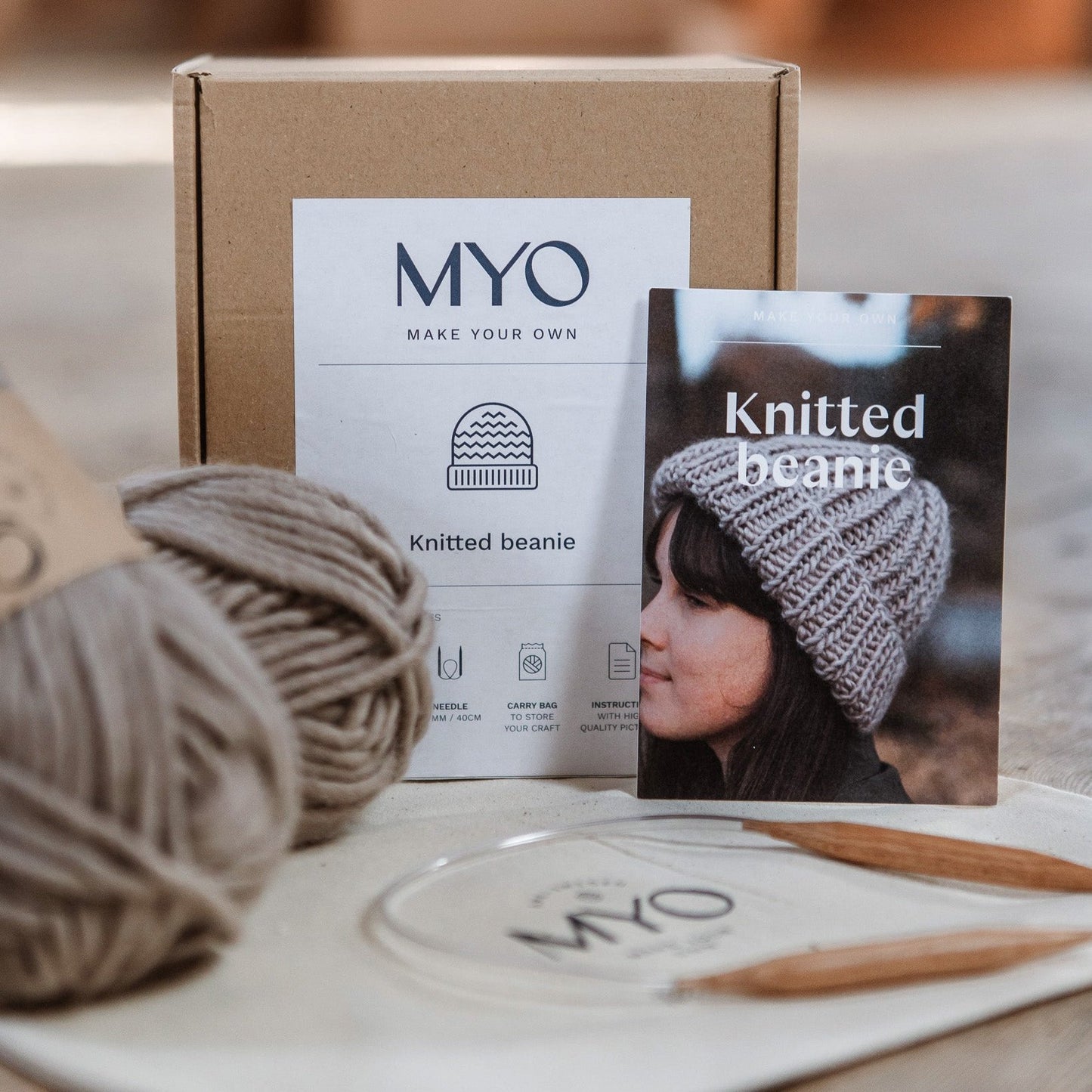 GIFT BOX: Knitted hat