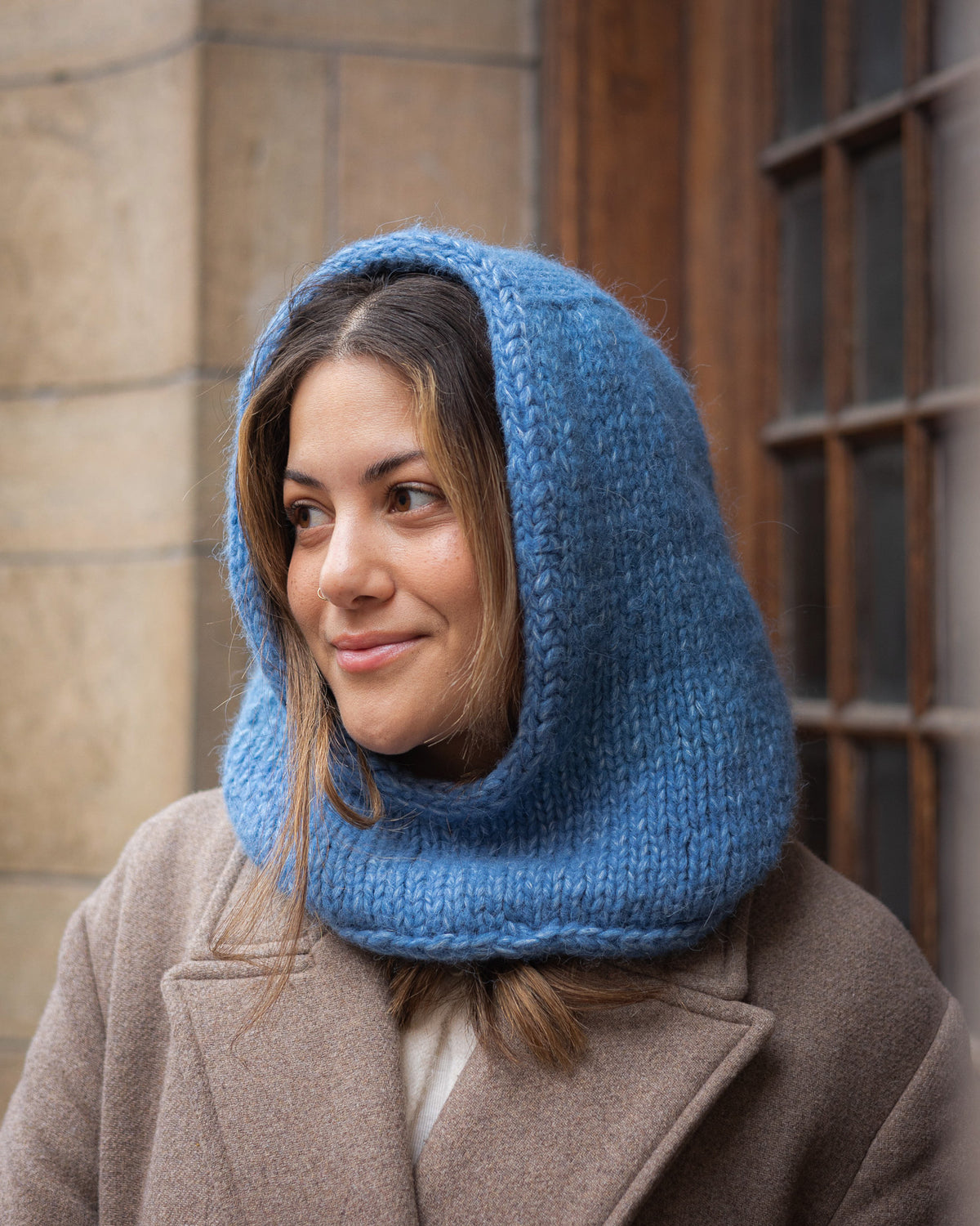 DIY-kit: Stickad balaclava "Lisa"