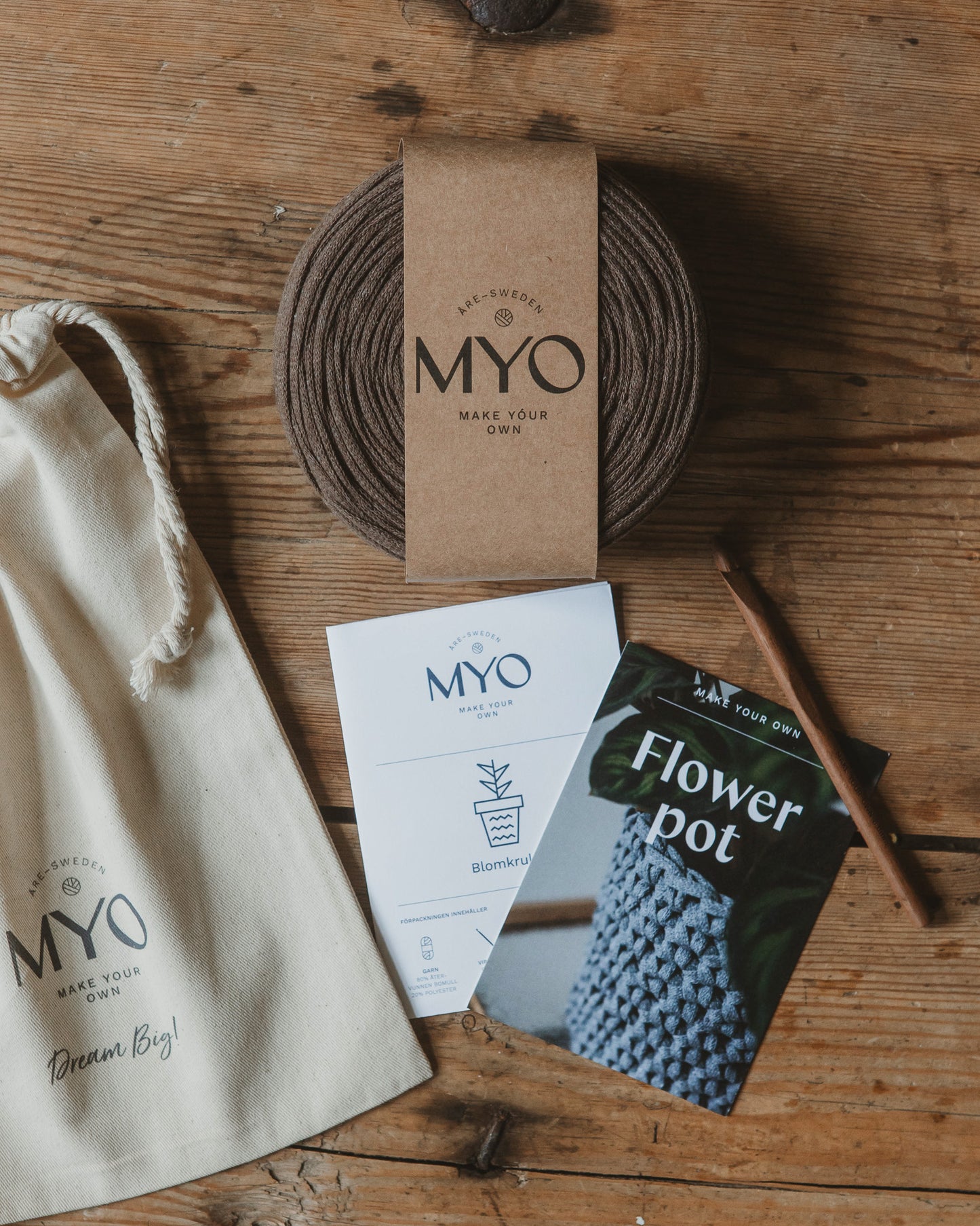 GESCHENKBOX: Gehäkchter Blumentopf