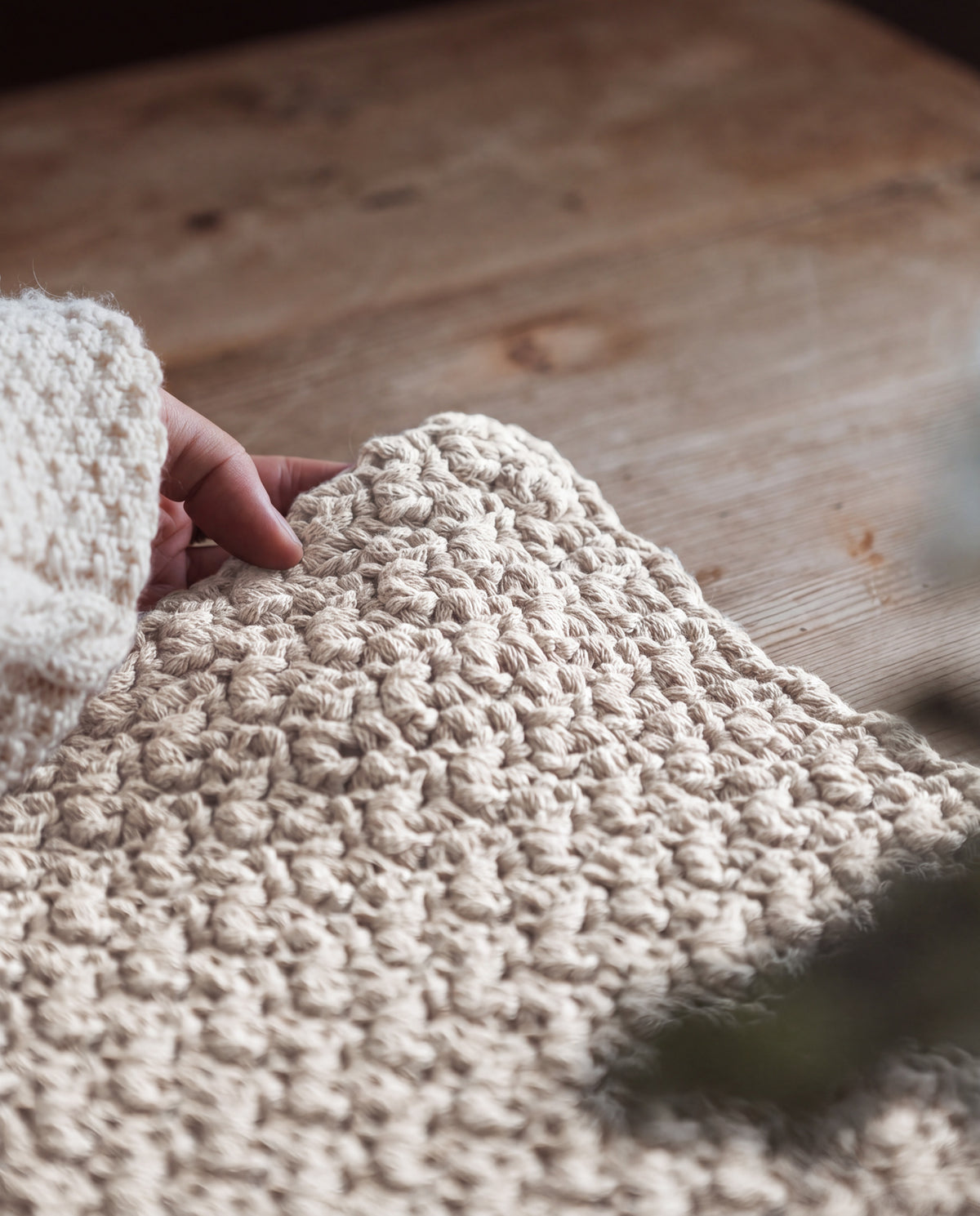 DIY-kit: Virkad löpare "Viola"