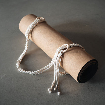 GIFT BOX: Carrying strap for yoga mat